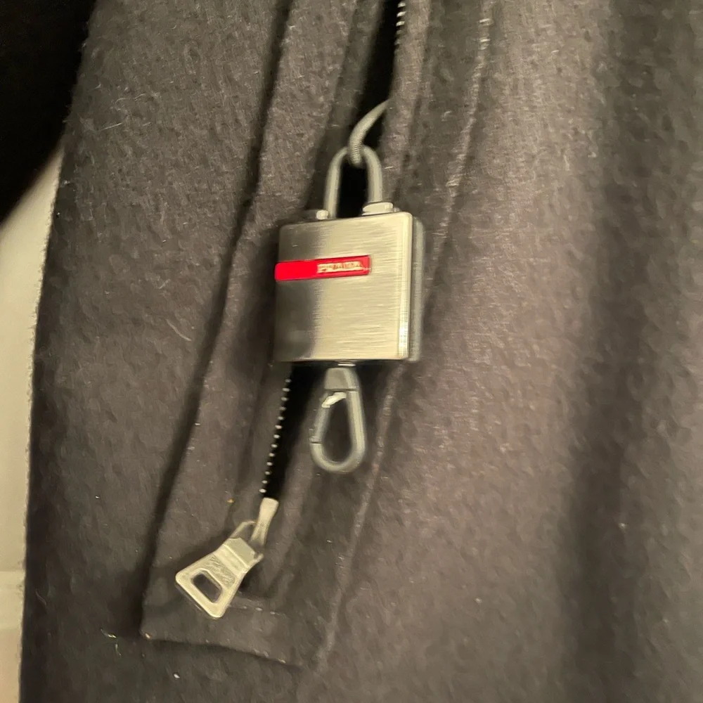 PRADA jacket - Picture 2 of 9